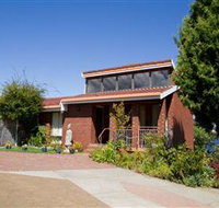 Waterside Accommodation - Derwent Retreat - Accommodation in Bendigo