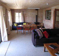 Bicheno Holiday Rentals - 27 Gordon Street - Accommodation in Bendigo