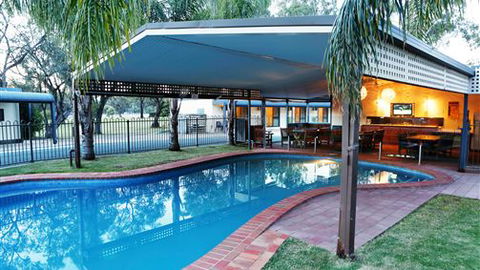 Deniliquin Golf Leisure Resort - Accommodation in Bendigo 1