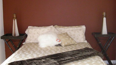 Auberge Woodend - Accommodation in Bendigo 1