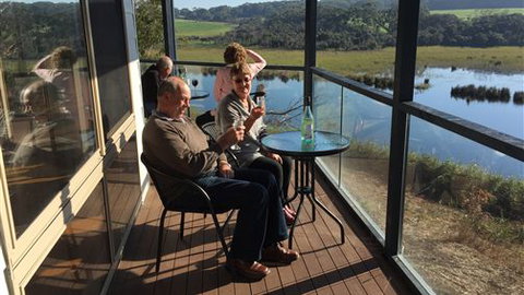 Curdievale Riverfront Lodge - Accommodation in Bendigo 0