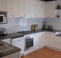 Abaleen House - Accommodation in Bendigo