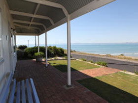 Beachside Cottage - Accommodation in Bendigo 3