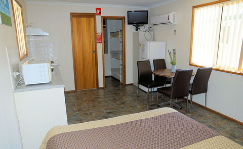 Ardrossan Caravan Park - Accommodation in Bendigo 1