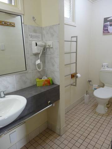 Gin Gin Central Motel - Accommodation in Bendigo 3