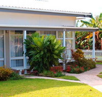 Hibiscus Crown - Accommodation in Bendigo