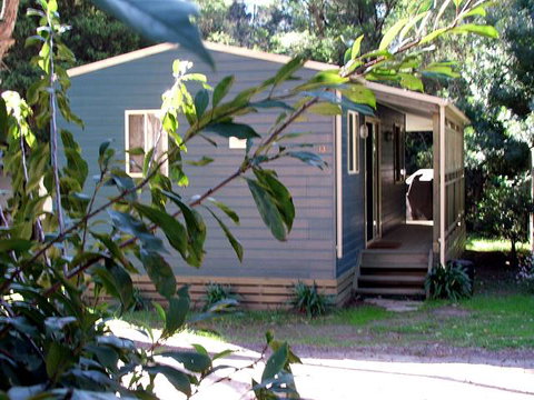 Jervis Bay Cabins & Hidden Creek Real Camping - Accommodation in Bendigo 2