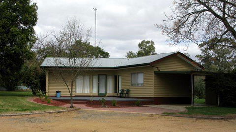 Pioneer Tourist Park - Accommodation in Bendigo 2