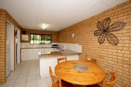 Salmon Apartment - Accommodation in Bendigo 1