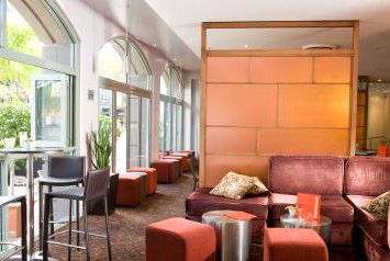 Holiday Inn Darling Harbour - Accommodation in Bendigo 5
