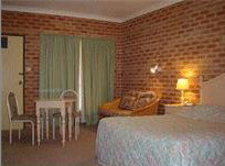 Country Gardens Motor Inn - Accommodation in Bendigo 1
