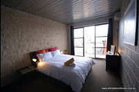 St Kilda Beach House - Accommodation in Bendigo 2