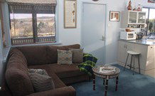Cockatoo Cottage Pooncarie - Accommodation in Bendigo 0