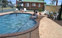 Husky Style - Accommodation in Bendigo 0