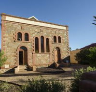Broken Hill Outback Church Stay - Accommodation in Bendigo