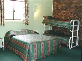 Country Style Caravan Park - Accommodation in Bendigo 3