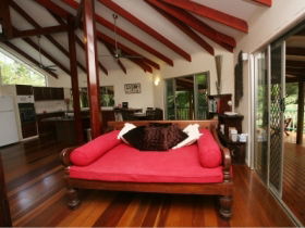 Daintree Secrets Waterfall Sanctuary - Accommodation in Bendigo 0