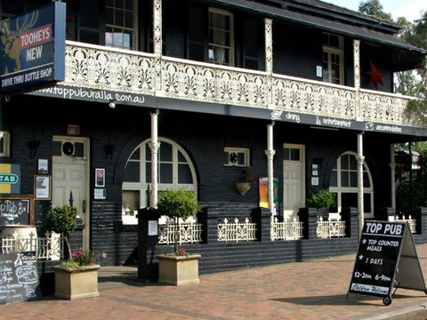 Top Pub - Accommodation in Bendigo 1
