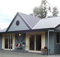 Auburn Pavilions - Accommodation in Bendigo