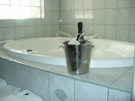 Charles Rasp Motor Inn And Cottages - thumb 2