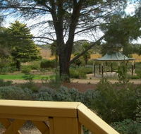 Lyndoch Hill Retreat - Accommodation in Bendigo