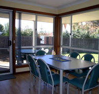 Lincoln Cove Villas - Accommodation in Bendigo