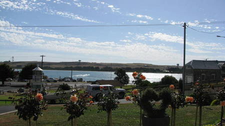 On The Terrace - Accommodation in Bendigo 1