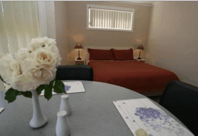 Squeaking Point TAS Accommodation in Bendigo