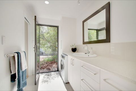 Littlerocks At Carlton - Accommodation in Bendigo 6