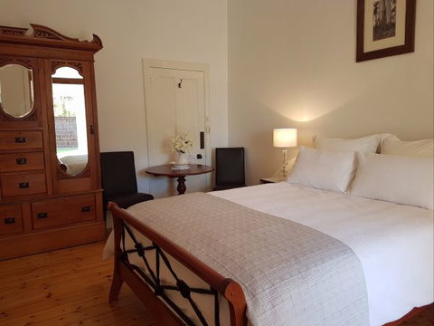 Angas Plains Wines Suites - Accommodation in Bendigo 10