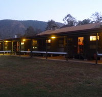 Christmas Creek Cafe and Cabins - Accommodation in Bendigo
