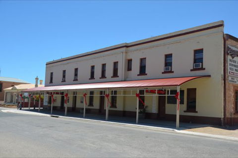 Copper Coast Hotel - Accommodation in Bendigo 3