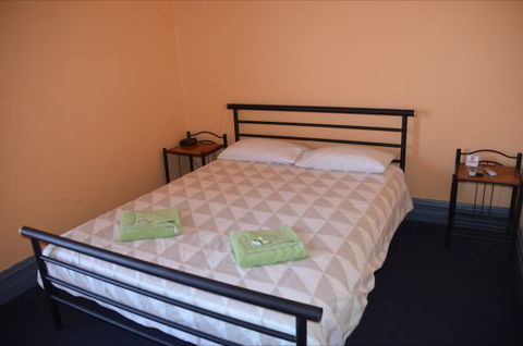 Copper Coast Hotel - Accommodation in Bendigo 4