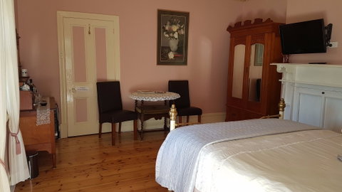 Angas Plains Wines Suites - Accommodation in Bendigo 0