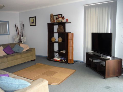 Wallaroo Waves - Accommodation in Bendigo 1