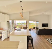 All Decked Out Lake Conjola - Accommodation in Bendigo