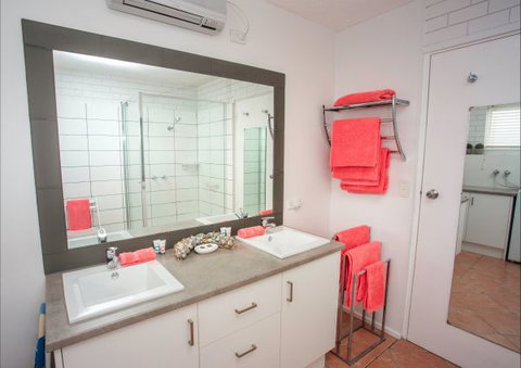 Arlingtons Accommodation - Accommodation in Bendigo 2