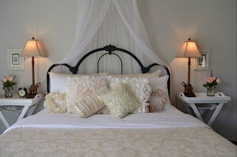 Garden Cottage B And B - Accommodation in Bendigo 0