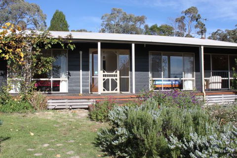 L'Oliveraie - Accommodation in Bendigo 0