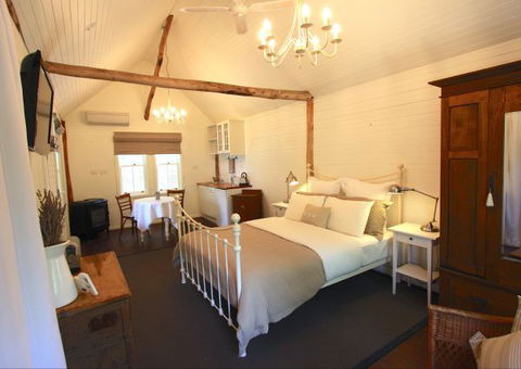 Laggan Cottage Bed And Breakfast - Accommodation in Bendigo 0