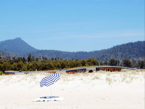Malibu On The Beach - Accommodation in Bendigo 0
