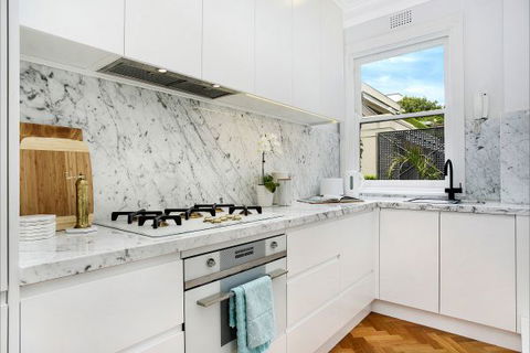 New Beach Apartment - Accommodation in Bendigo 5