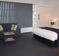 Penguin Seaside Motel - Accommodation in Bendigo
