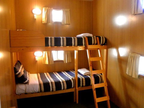 Strahan Beach Tourist Park - Accommodation in Bendigo 3