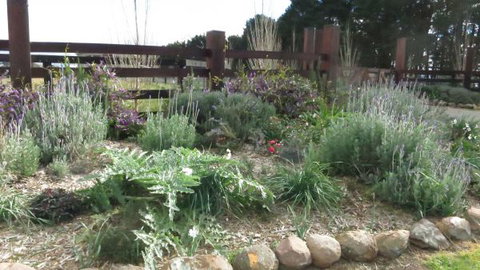 The Loch Barn - Accommodation in Bendigo 4