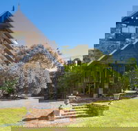 Bonn Abbey - Accommodation in Bendigo