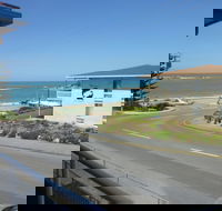 Breakwater 2