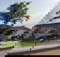 Chrissie's Palace - Accommodation in Bendigo