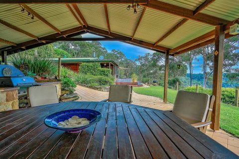 Coach House Hill Cottage - Accommodation in Bendigo 5