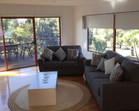 Point Break Binalong - Accommodation in Bendigo 2